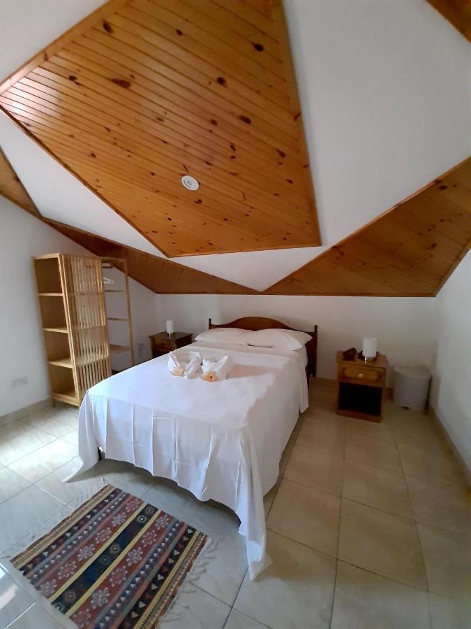 La Source Self Catering Hotel La Digue Bagian luar foto